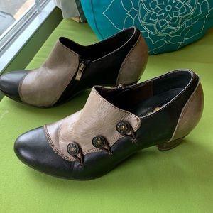 Spring Step L’Artiste shoes/booties